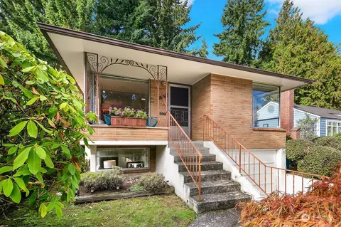 7729 32nd Ave NE, Seattle, WA 98115
