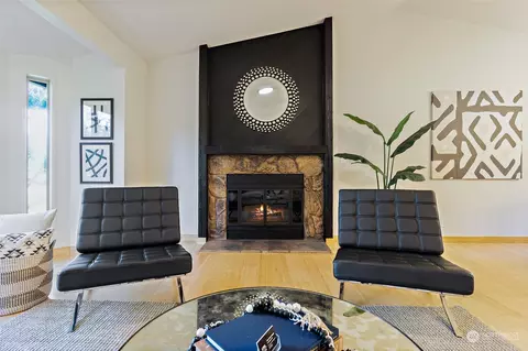 19701 25th Dr SE, Bothell, WA 98012 photo 3