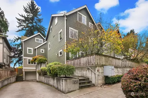 1011 N 50th St #E, Seattle, WA 98103