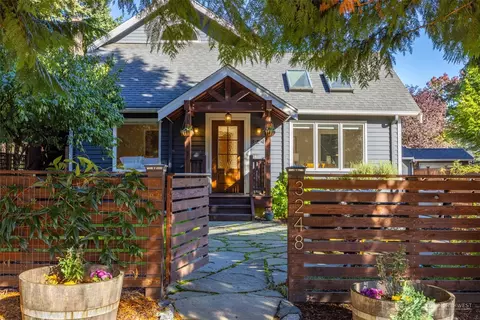 3248 NE 91st St, Seattle, WA 98115