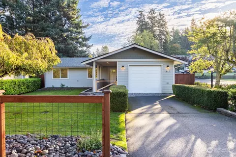 627 Stevens St, Steilacoom, WA 98388