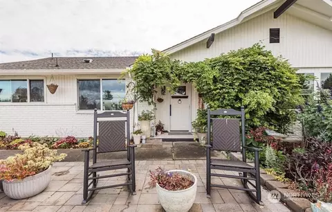 100 Victoria View St, Sequim, WA 98382 photo 2