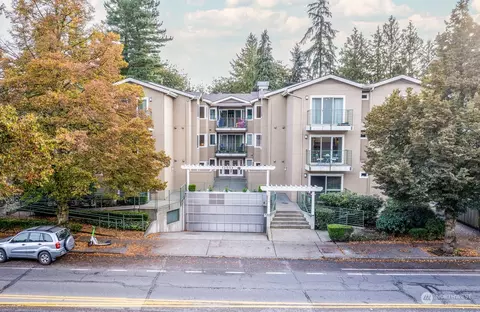 12034 15th Ave NE #209, Seattle, WA 98125