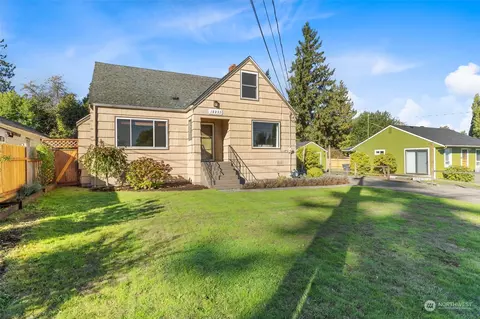 12233 22nd Ave S, Seattle, WA 98168