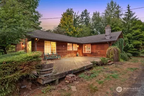 16820 Three Lakes Rd, Snohomish, WA 98290