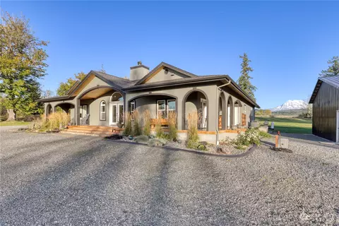 33721 Thomas Rd E, Eatonville, WA 98328