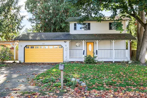 2669 NE Sheffield Pl, Bremerton, WA 98311
