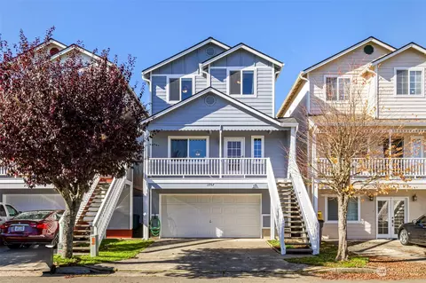 3957 Broadmoor Loop, Bremerton, WA 98310