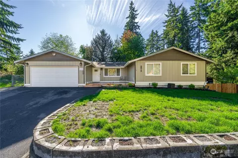 2015 S 332nd St, Federal Way, WA 98003
