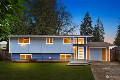 21045 NE 92nd St, Redmond, WA 98053