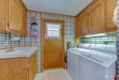 805 236th Pl SW, Bothell, WA 98021 photo 13