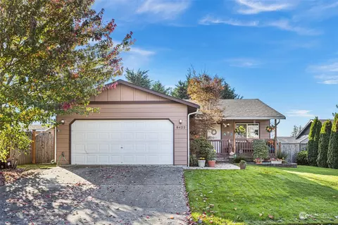 8422 14th Pl SE, Lake Stevens, WA 98258