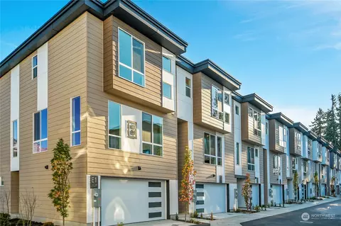 2527 Gibson Rd #E2, Everett, WA 98204