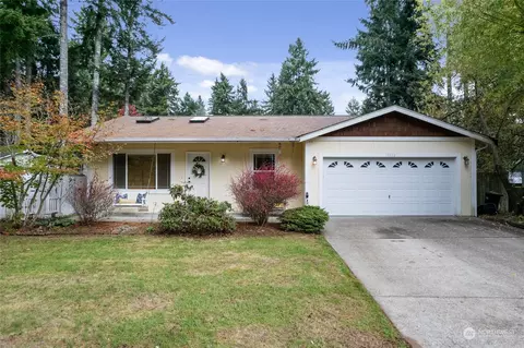 19613 24th St SW, Lakebay, WA 98349