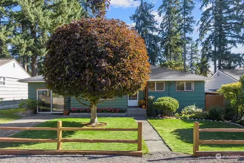 17910 1st Ave NE, Shoreline, WA 98155