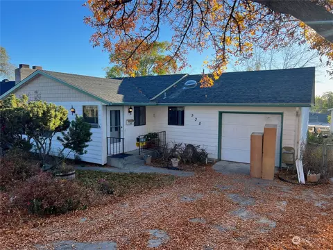 535 N Dale Rd, Moses Lake, WA 98837