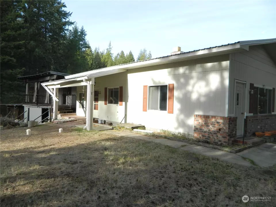 9 Forest Edge Rd, Oroville, WA 98844 24 Photos Movoto