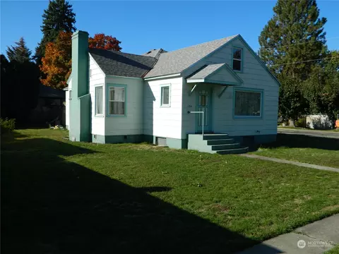 104 7th St E, Tonasket, WA 98855