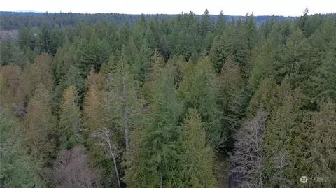 999 Sugarplum Dr, Poulsbo, WA 98370