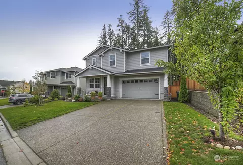 21901 NW Cascadian St, Poulsbo, WA 98370