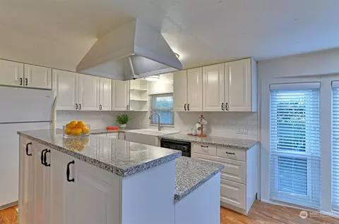 10416 19th Pl W, Everett, WA 98204 photo 8