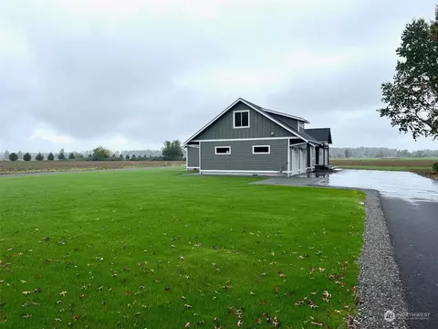 247 Greens Ln, Everson, WA 98247 photo 2