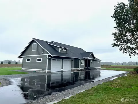 247 Greens Ln, Everson, WA 98247