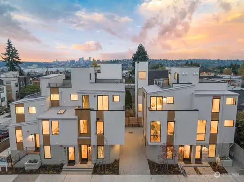727 N Motor Pl, Seattle, WA 98103