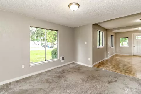 312 Calistoga St E, Orting, WA 98360 photo 12