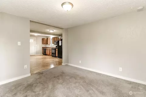 312 Calistoga St E, Orting, WA 98360 photo 13