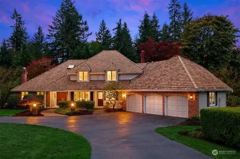 22115 NE 66th Pl, Redmond, WA 98053