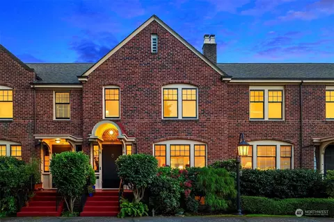 4800 Fremont Ave N #114, Seattle, WA 98103