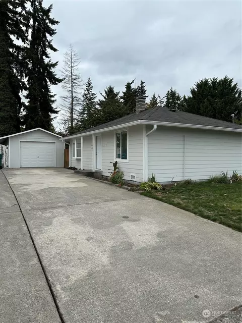 420 S Cobb Ave, Arlington, WA 98223