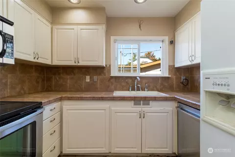 520 E Chestnut St, Walla Walla, WA 99362 photo 8