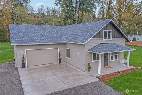 671 Monroe St, Ryderwood, WA 98581