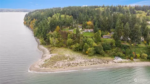 4459 Honeymoon Bay Rd, Greenbank, WA 98253