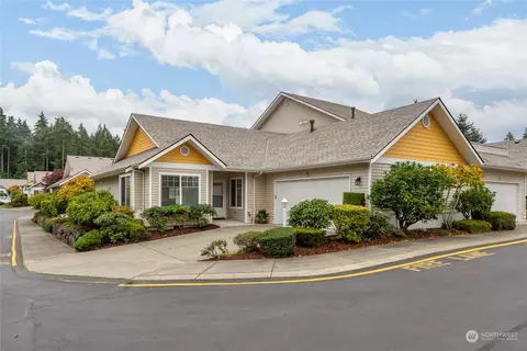31804 48th Cir SW #4A, Federal Way, WA 98023