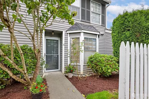 23903 57th Ct S #G4, Kent, WA 98032