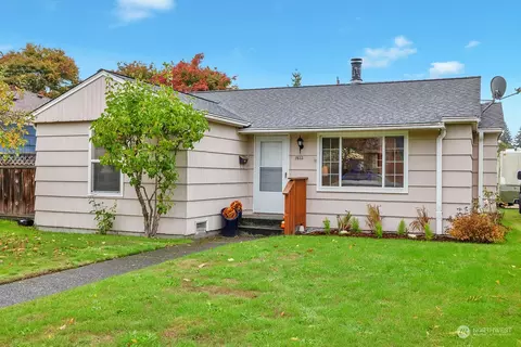 3822 50th Ave SW, Seattle, WA 98116