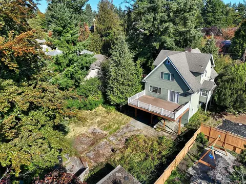10715 2nd Ave NW, Seattle, WA 98177