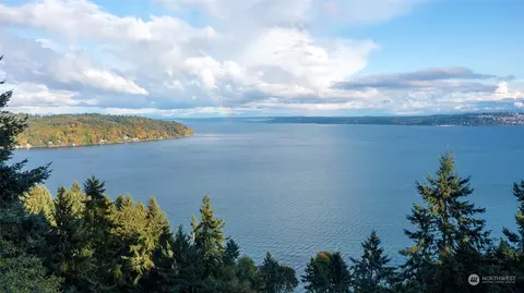 29330 129th Ave SW, Vashon, WA 98070