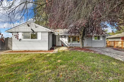 8804 NE 185th St, Bothell, WA 98011