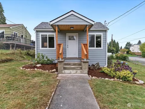 5514 Lowell Rd, Everett, WA 98203 photo 2