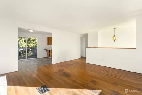 2225 Jade Ave, Everett, WA 98201 photo 4