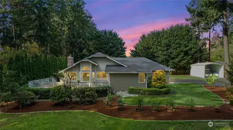 15714 62nd Ave E, Puyallup, WA 98375
