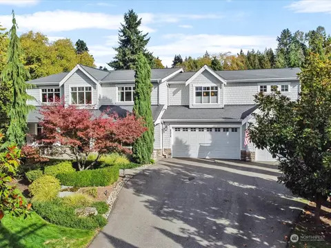 6524 112th Ave NE, Kirkland, WA 98033