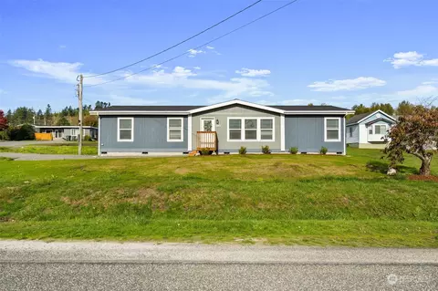 5514 Hillvue Rd, Blaine, WA 98230