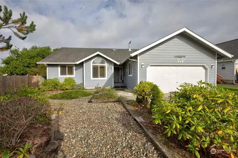 538 Point Brown Ave SE, Ocean Shores, WA 98569