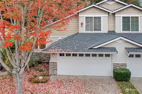 120 Newport Way NW #3, Issaquah, WA 98027