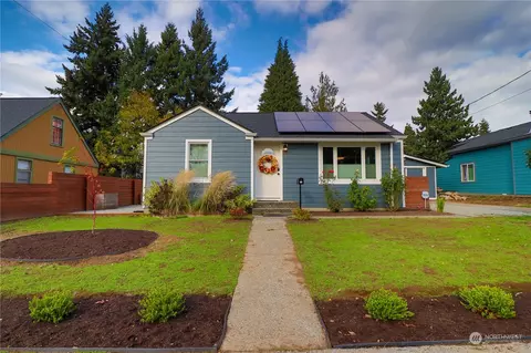 612 SW 138th St, Burien, WA 98166